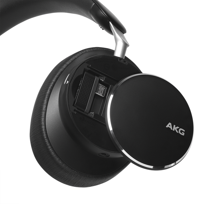 AKG N9 Hybrid Kabelloser Over Ear Kopfhorer mit Noise Cancelling